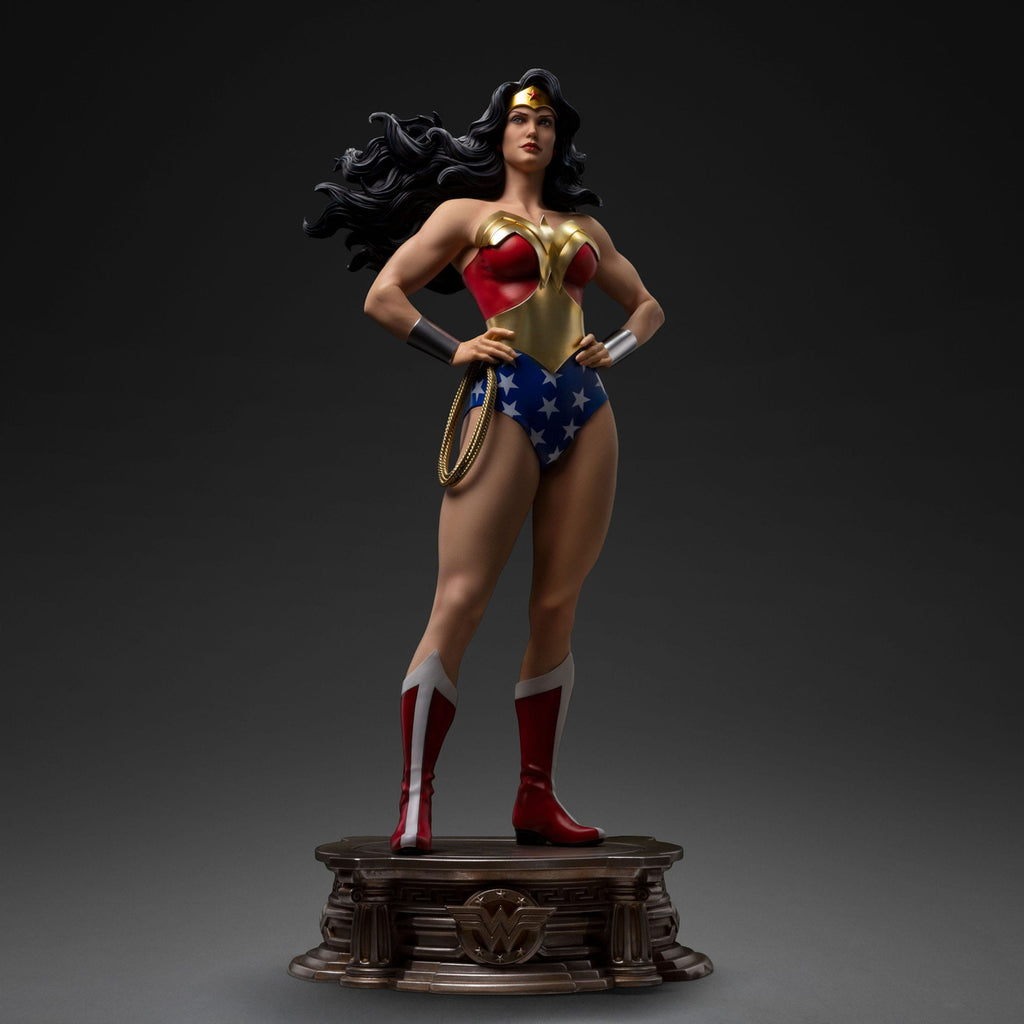 Imagen del producto DC Comics Legacy Replica Estatua 1/4 Wonder Woman 56 cm
