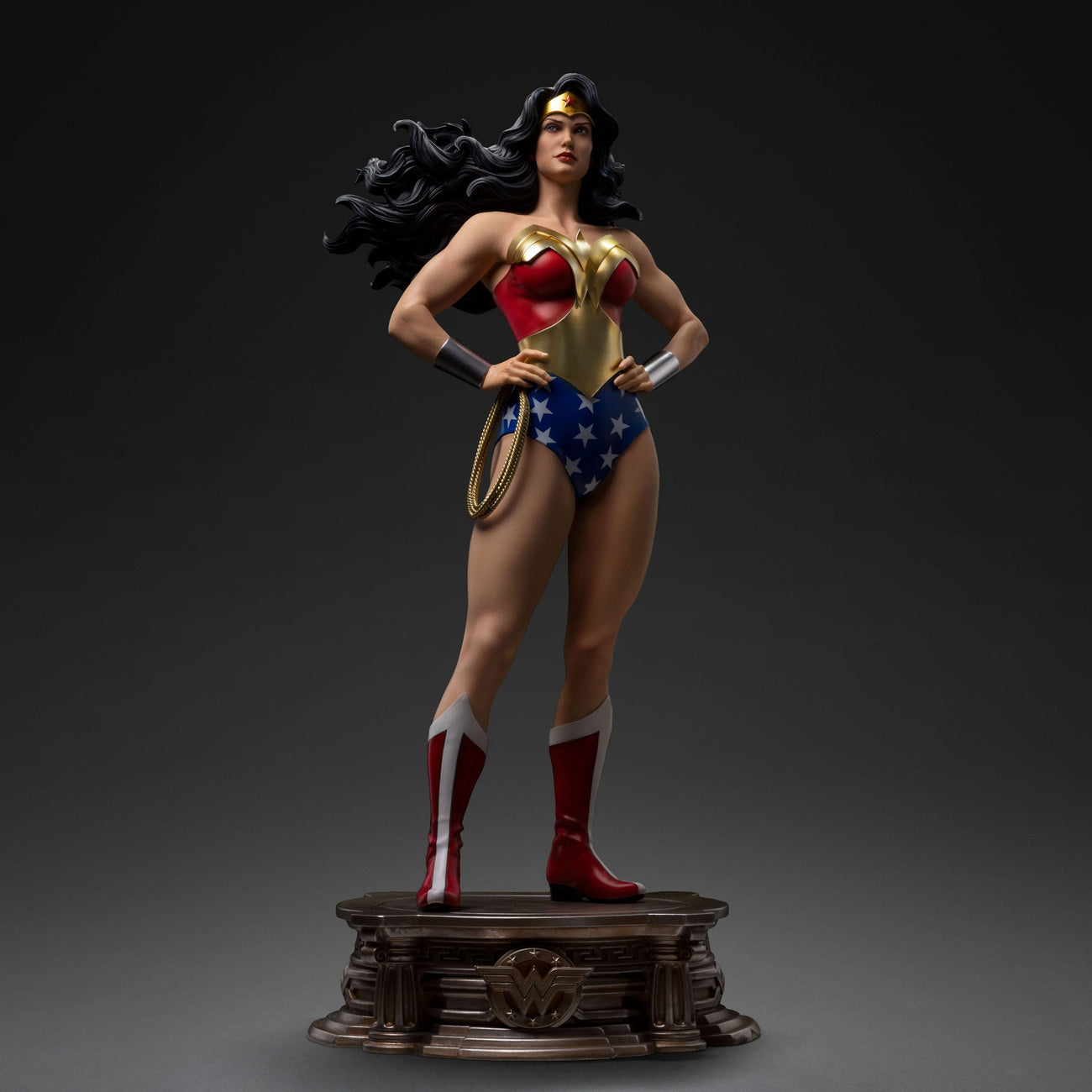 Imagen del producto DC Comics Legacy Replica Estatua 1/4 Wonder Woman 56 cm