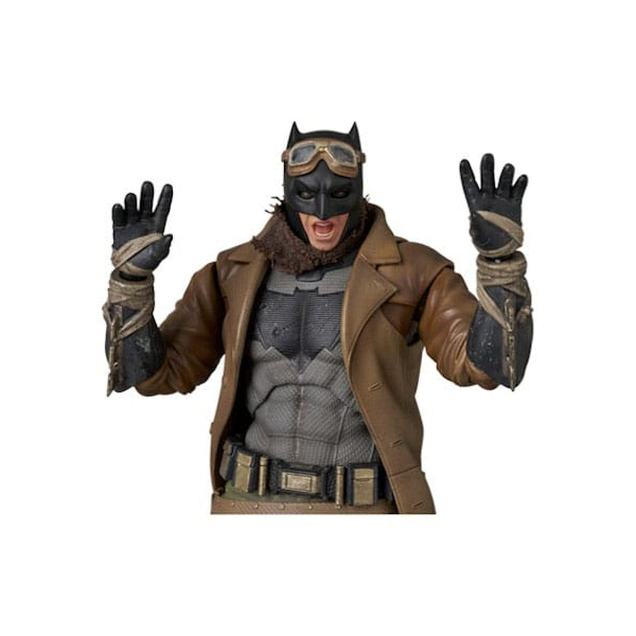 Imagen del producto DC Comics Figura de acción MAFEX Knightmare Batman de Snyder