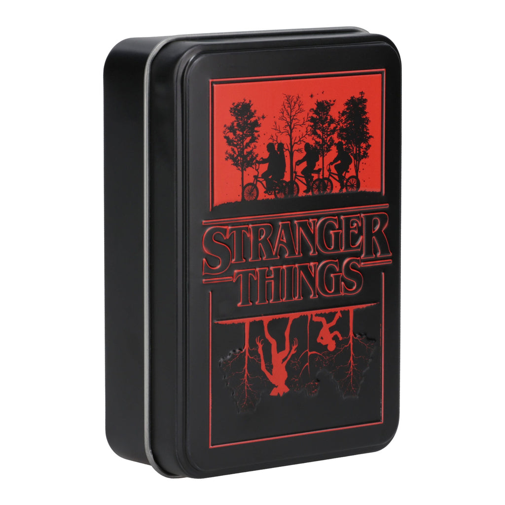 Imagen del producto Stranger Things 5 Baraja de cartas Metal