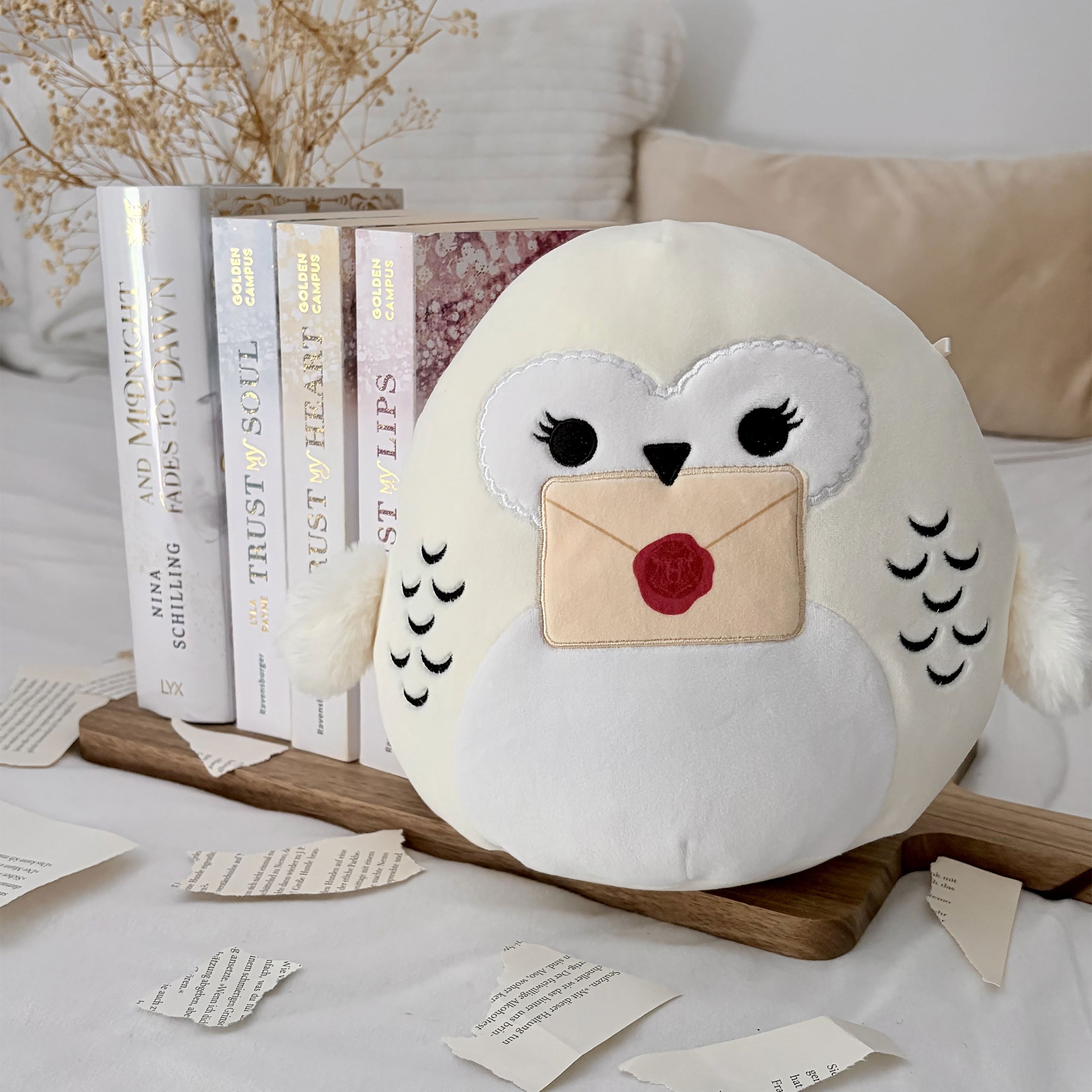 Imagen del producto Hedwig con carta de Hogwarts figura de peluche Squishmallows - Harry Potter