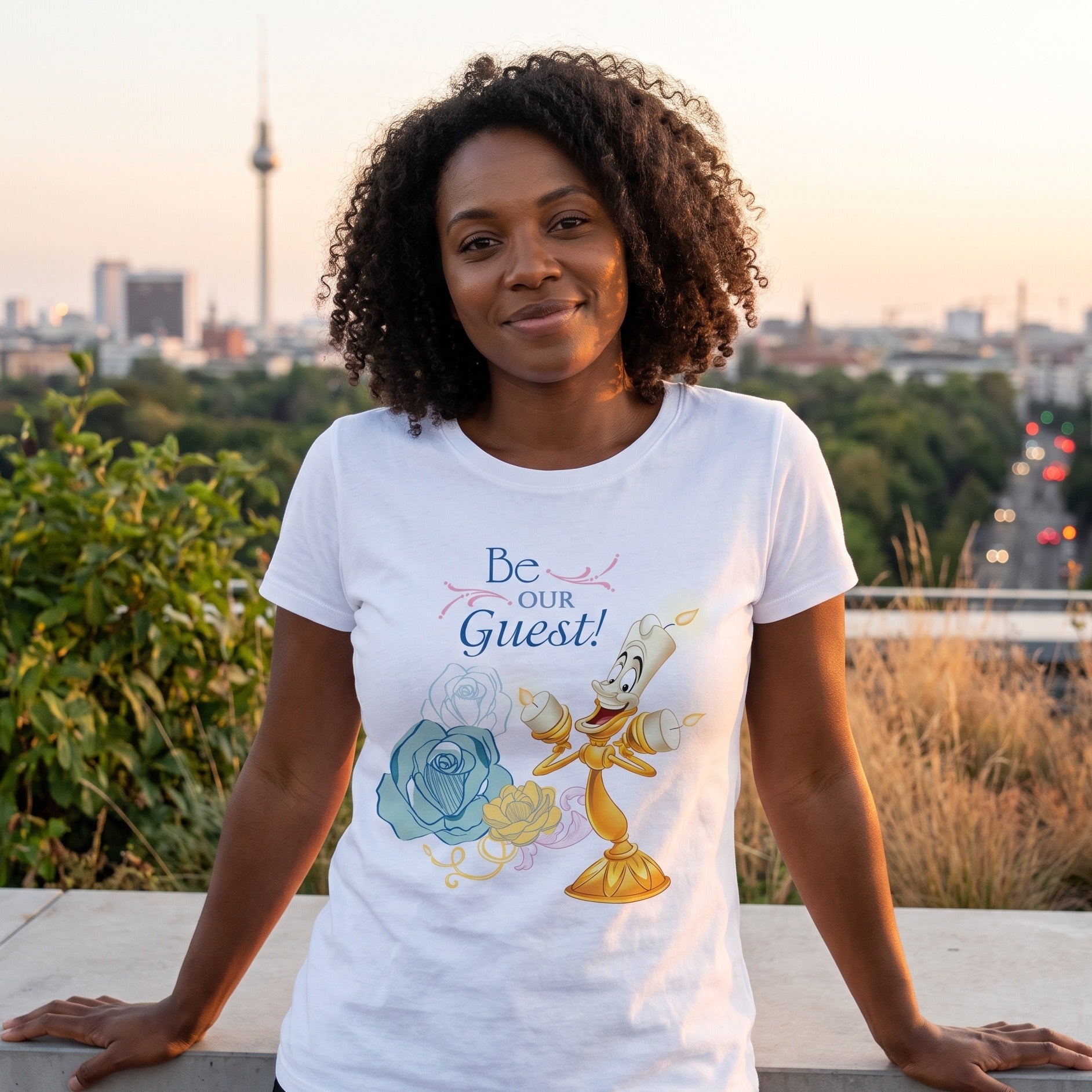Imagen del producto La Bella y la Bestia - Be Our Guest camiseta mujer blanca