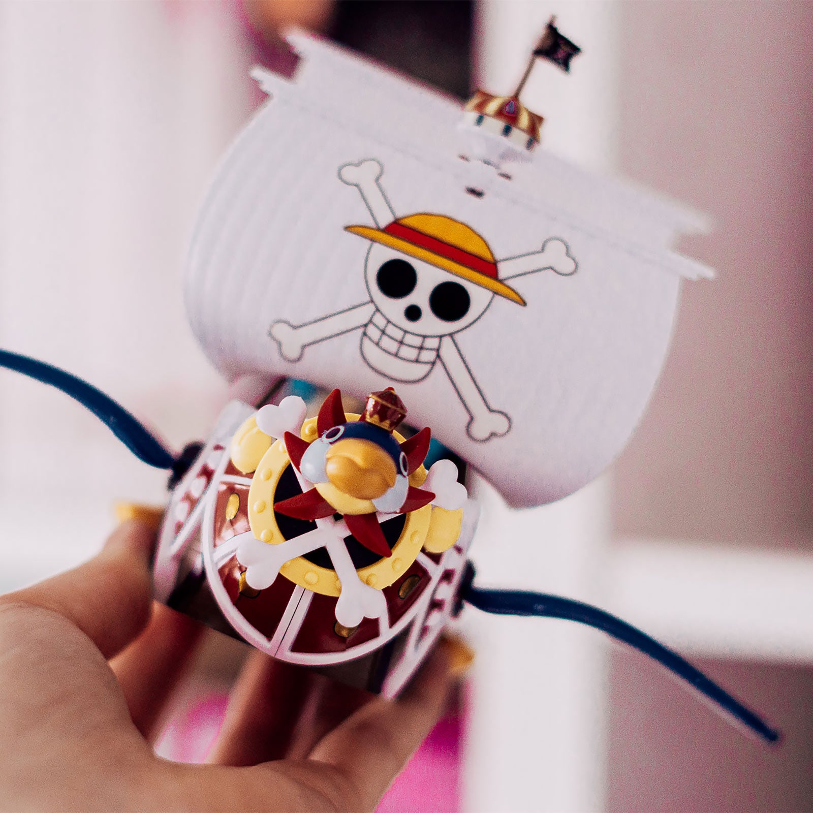 Imagen del producto One Piece - Thousand Sunny Flying Maqueta Grand Ship Collection