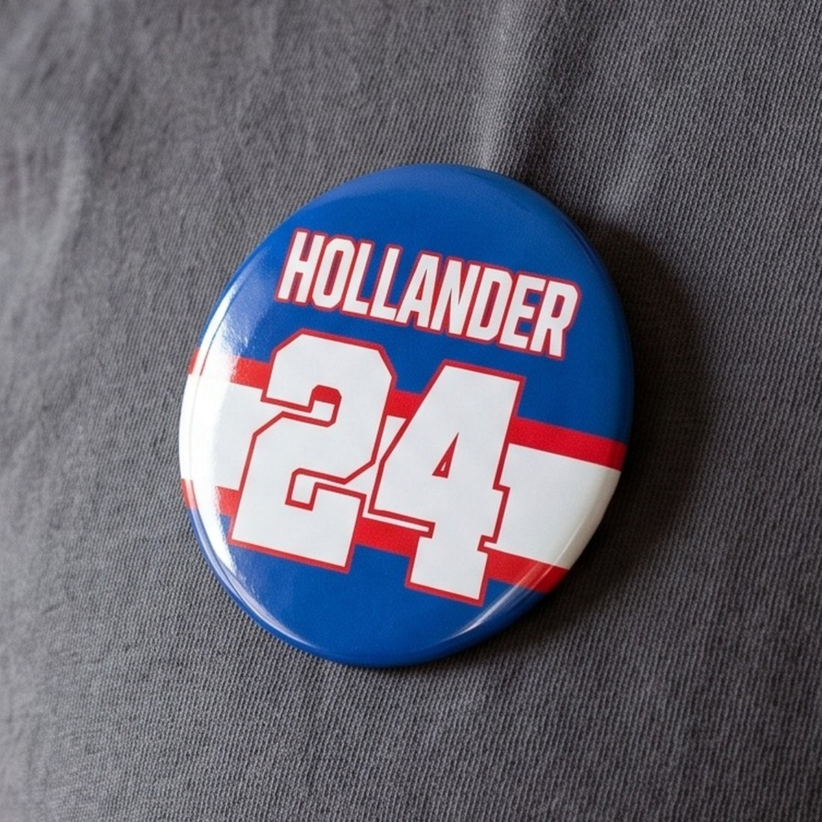 Imagen del producto Chapa Hollander para fans de Heated Rivalry