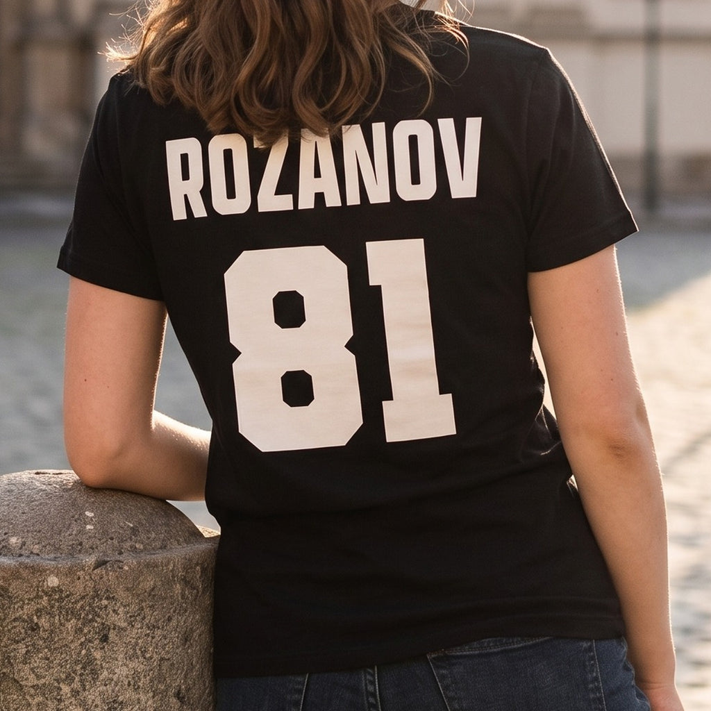Imagen del producto Camiseta tipo jersey Rozanov para fans de Heated Rivalry