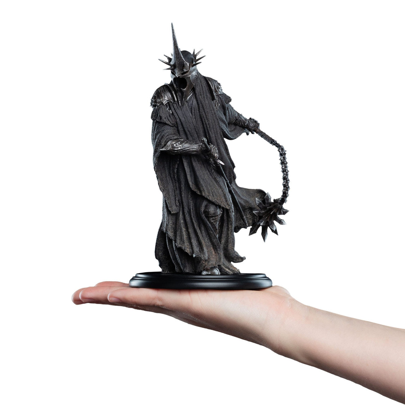 Imagen del producto El Señor de los Anillos Mini Estatua El Rey Brujo 19 cm