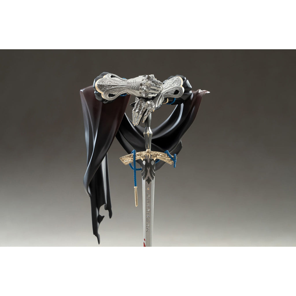 Product image Reverse: 1999 Limepie Series PVC Statue Knight 17 cm