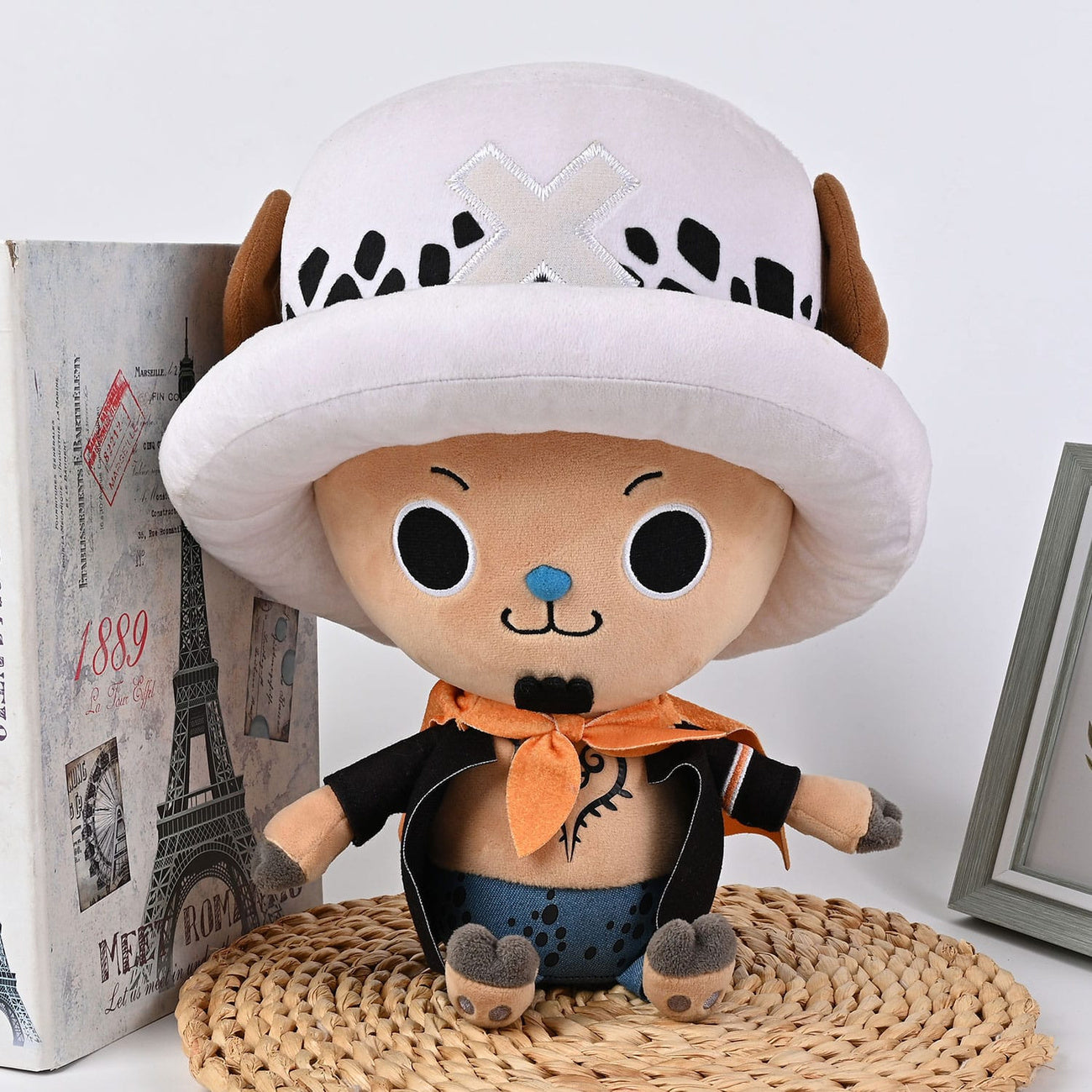 Imagen del producto One Piece Peluche Chopper x Law New World Ver. 25 cm