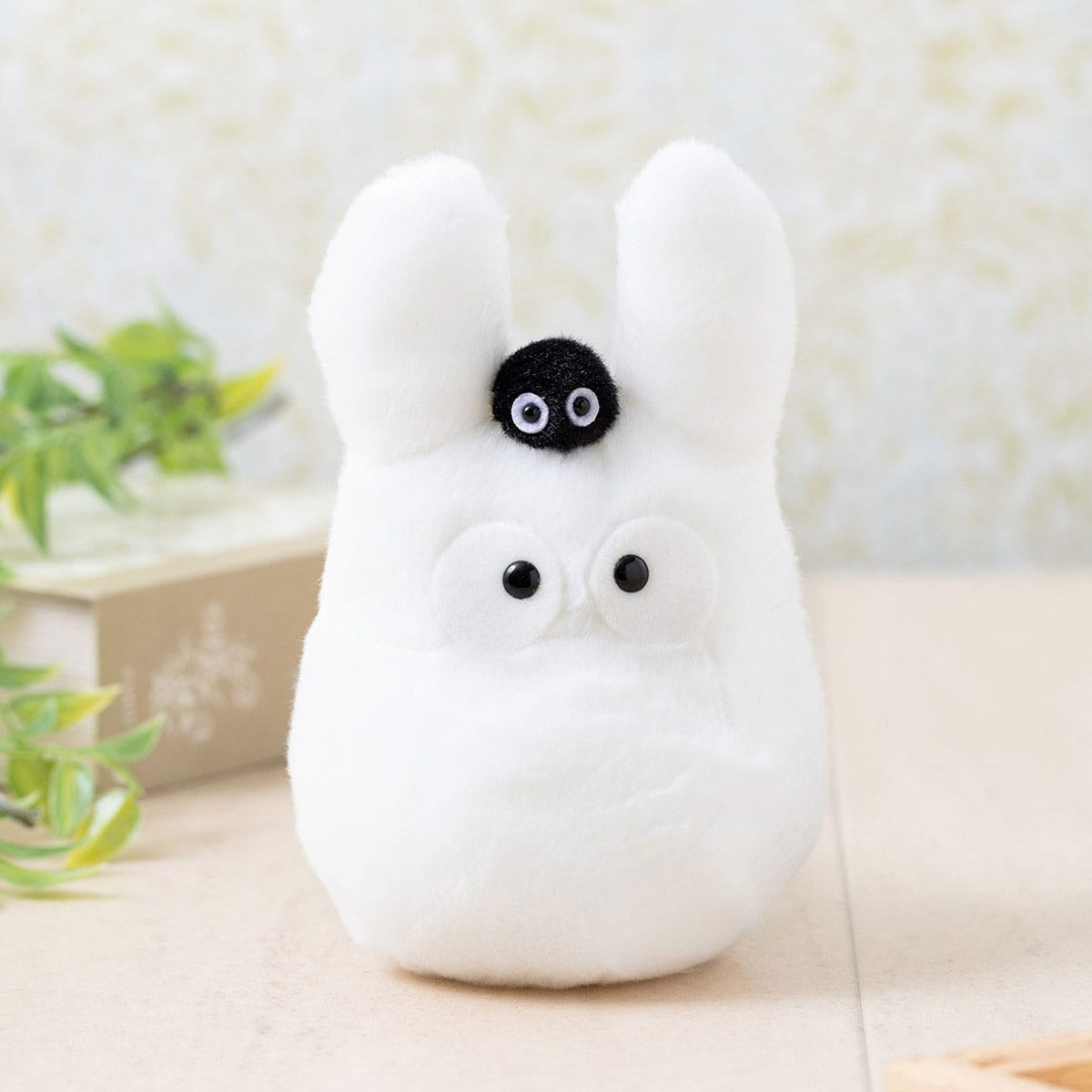 Imagen del producto Mi Vecino Totoro peluche beanbag Small Totoro