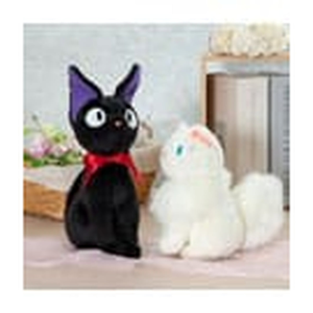 Imagen del producto Nicky, la aprendiz de bruja Peluche Jiji Sentado M 32 cm