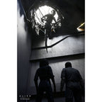 Product image Alien: Romulus Action Figure Deluxe Suspended Lab Xenomorph