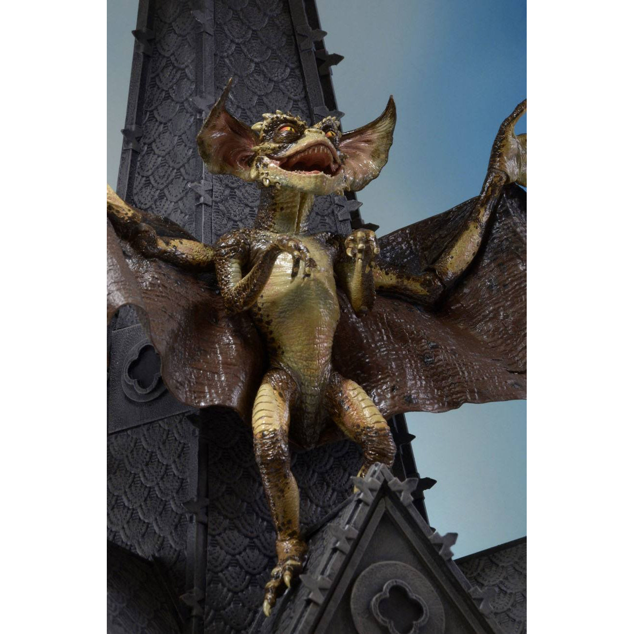 Imagen del producto Gremlins 2 Figura de acción Deluxe Bat Gremlin 15 cm