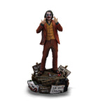 Imagen del producto DC Comics Estatua Art Scale Deluxe 1/10 Joker (Arthur Fleck)