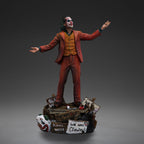 Imagen del producto DC Comics Estatua Art Scale Deluxe 1/10 Joker (Arthur Fleck)