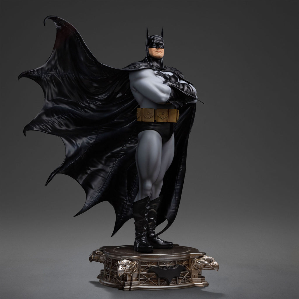 Imagen del producto DC Comics Legacy Replica Estatua 1/4 Batman DC Trinity 60 cm