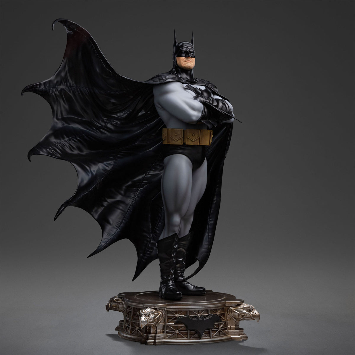 Imagen del producto DC Comics Legacy Replica Estatua 1/4 Batman DC Trinity 60 cm
