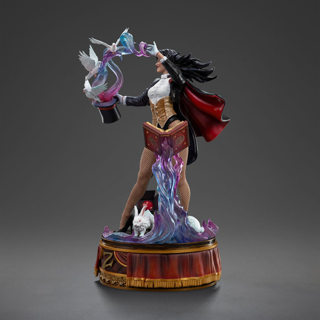 Imagen del producto DC Comics Estatua Art Scale 1/10 Zatanna 27 cm