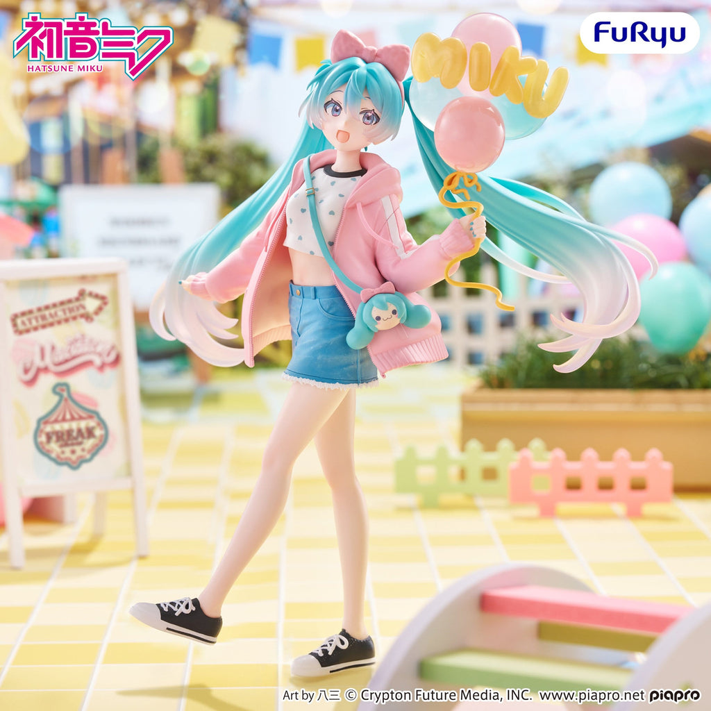 Imagen del producto Hatsune Miku - Figura Muchute Theme Park Date Version