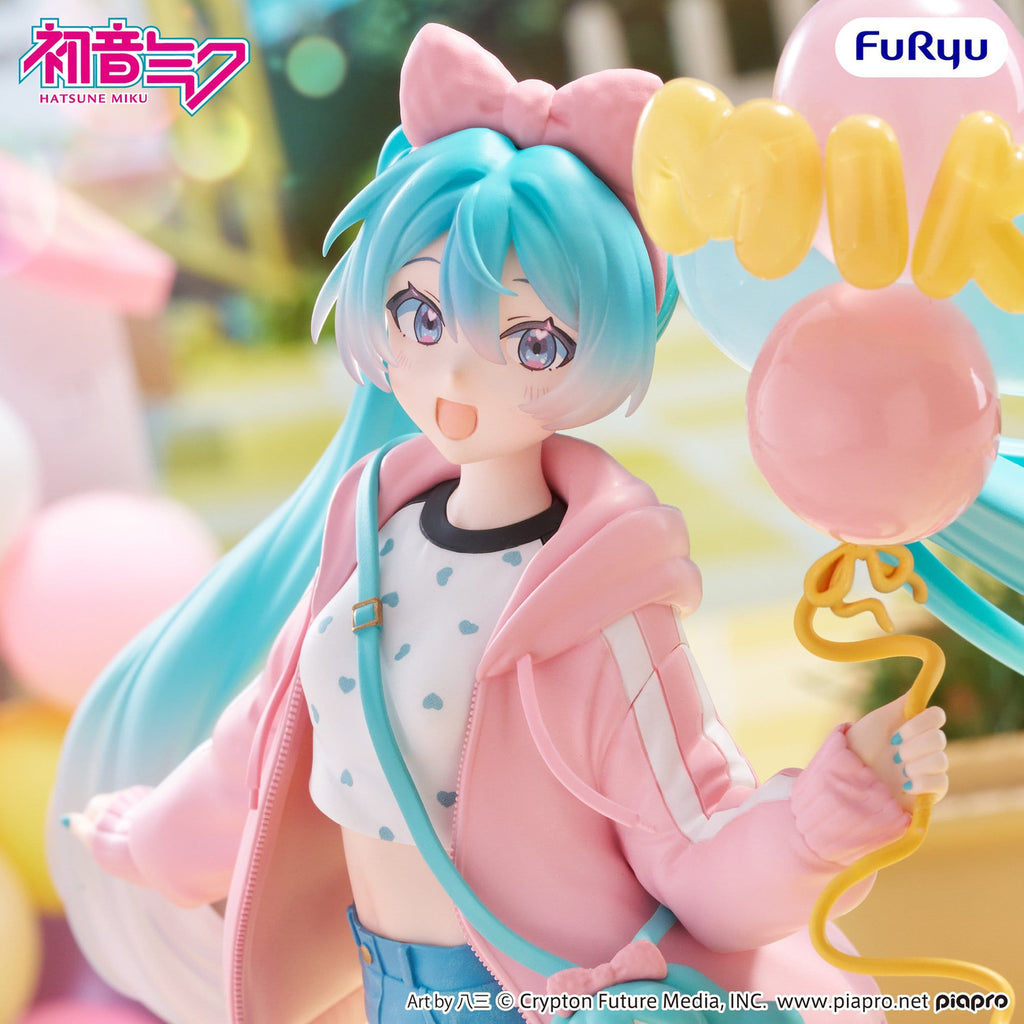 Imagen del producto Hatsune Miku - Figura Muchute Theme Park Date Version