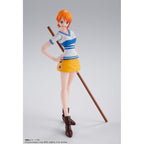 Imagen del producto One Piece figura de acción S.H. Figuarts Nami Romance Dawn 14 cm