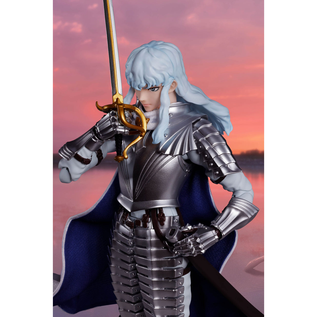 Imagen del producto Berserk S.H.Figuarts figura de acción Griffith The Band of the