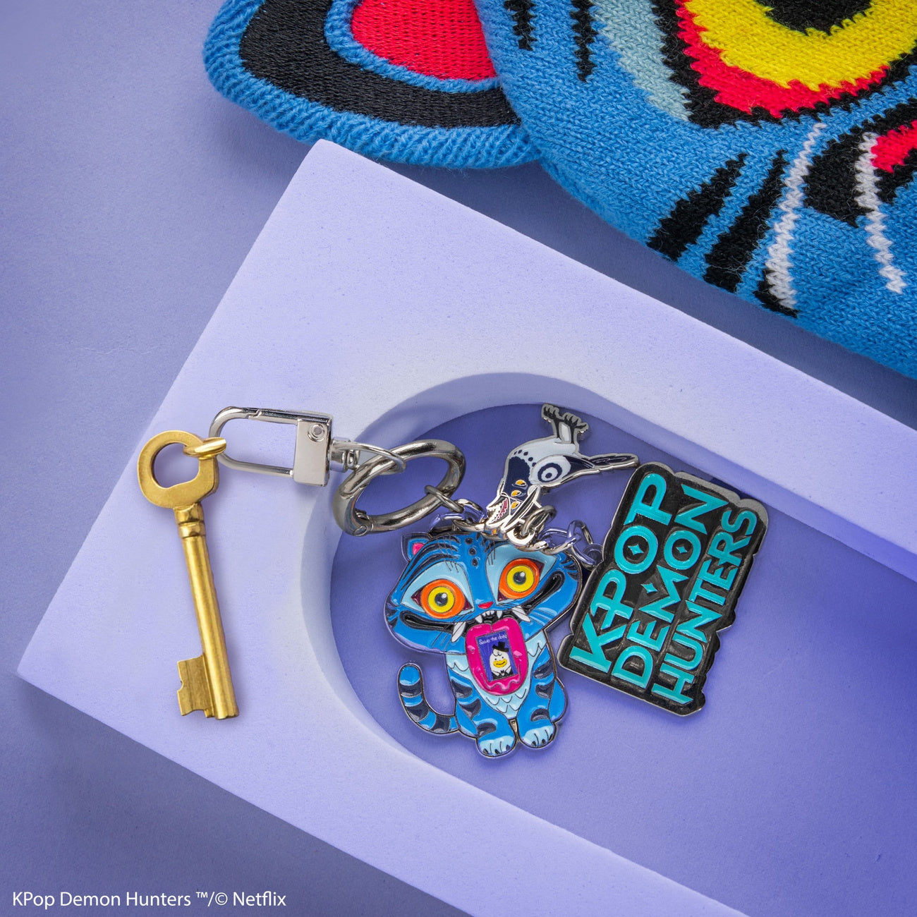 Imagen del producto Llavero con charms de KPop Demon Hunters Derpy & Sussie