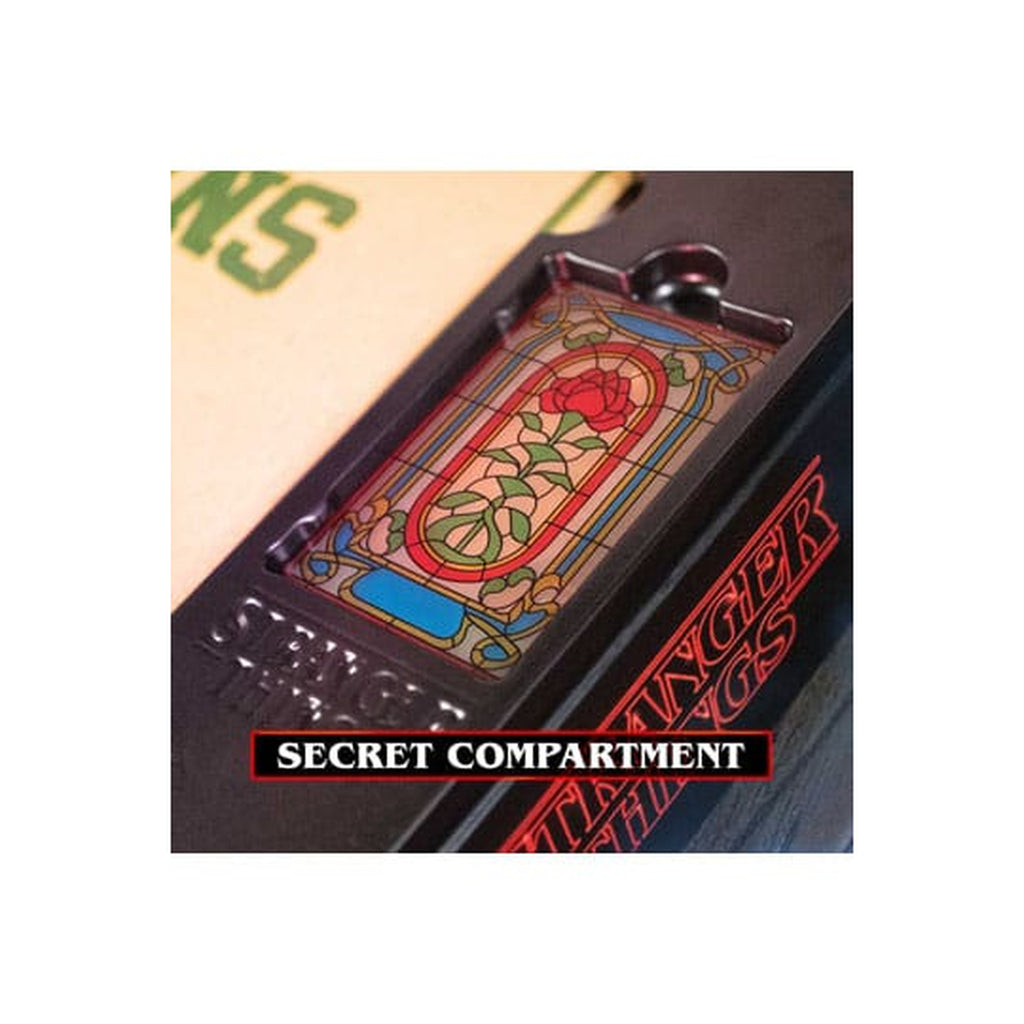 Imagen del producto Stranger Things Kit de Recuerdos de Hawkins Curso de Vecna Edición Limitada