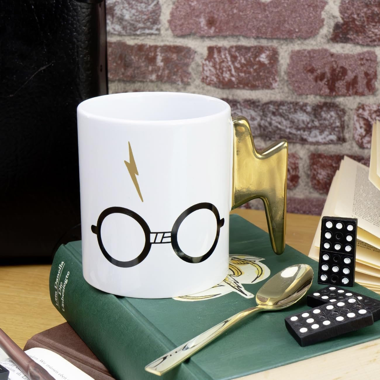 Imagen del producto Taza Harry Potter asa gafas y rayo 460 ml