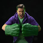 Imagen del producto The Incredible Hulk Marvel Legends Puños Premium de Roleplay