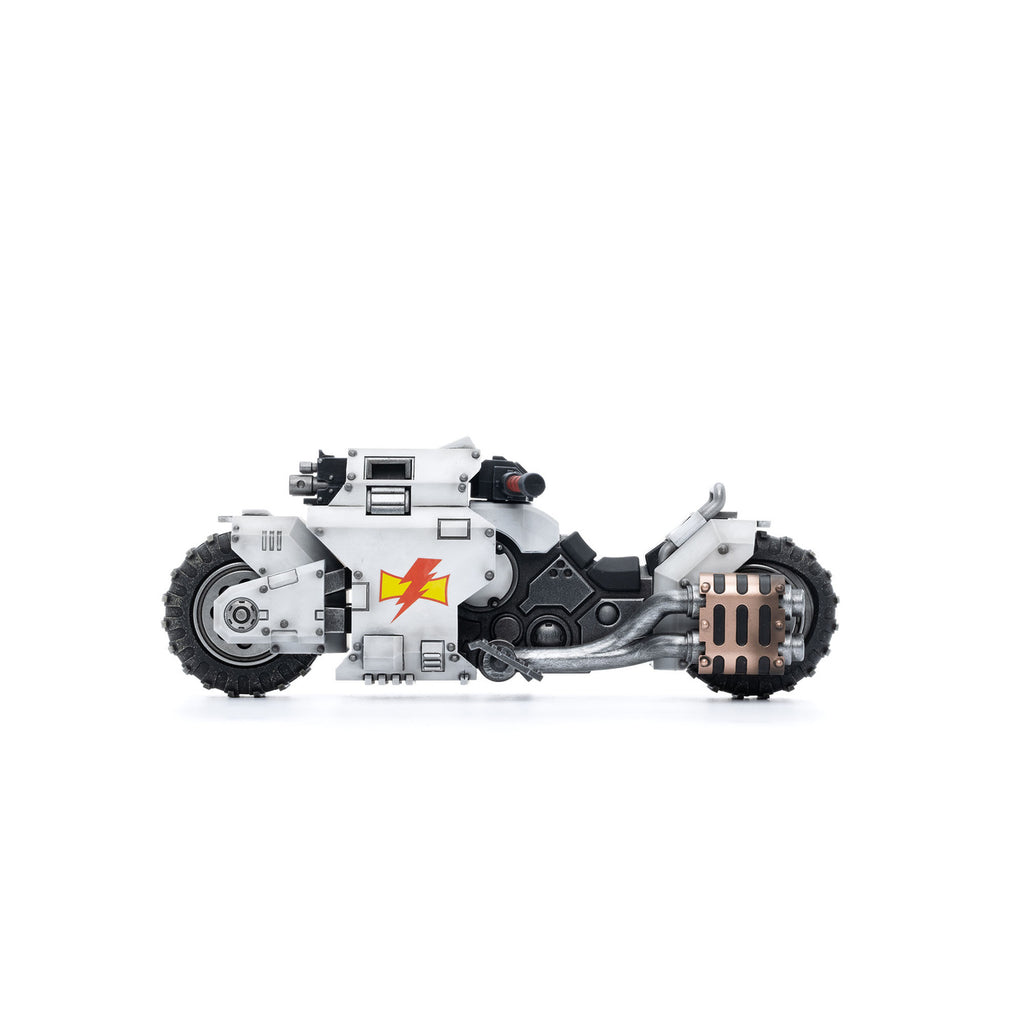 Produktbild Warhammer 40k Fahrzeug 1/18 White Scars Raider-pattern