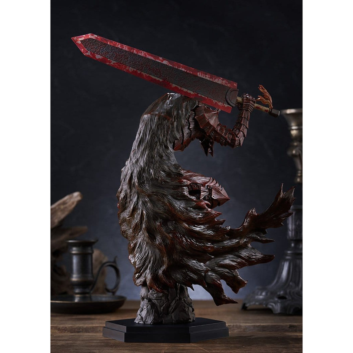 Imagen del producto Berserk - Figura Pop Up Parade de Guts (armadura del Berserker) versión pintura sangrienta